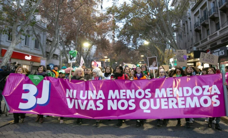 Ni-Una-Menos-Mendoza-e1780412805890
