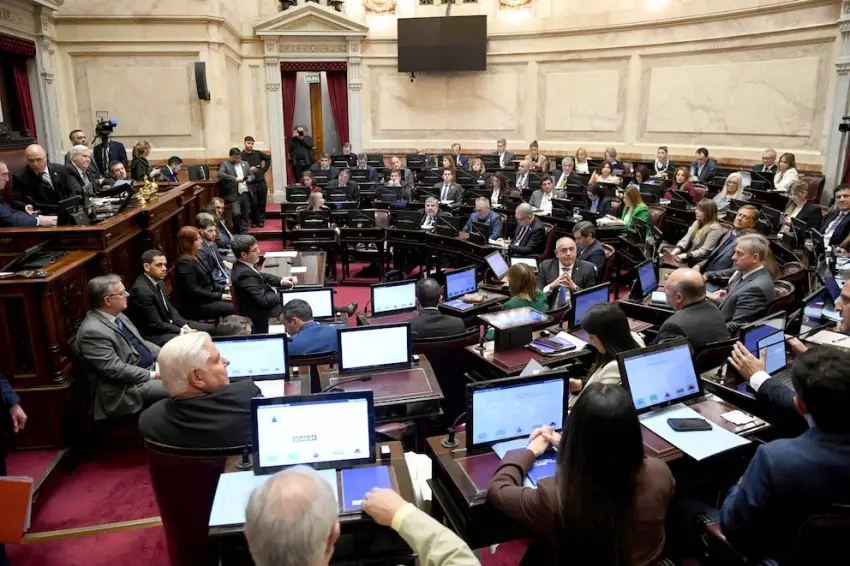 senadores
